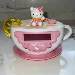 Hello Kitty Teacup Alarm Clock